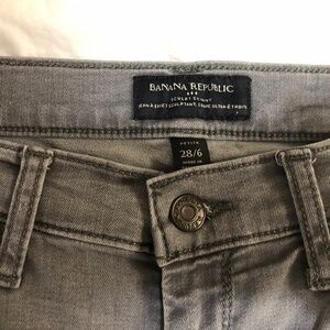 Banana Republic grey sculpt skinny jean size 28/6 petite